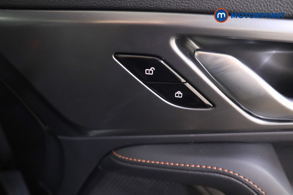 Mg Motor Uk HS Trophy Automatic Petrol-Electric Hybrid SUV - Stock Number (1630086) - 13th supplementary image