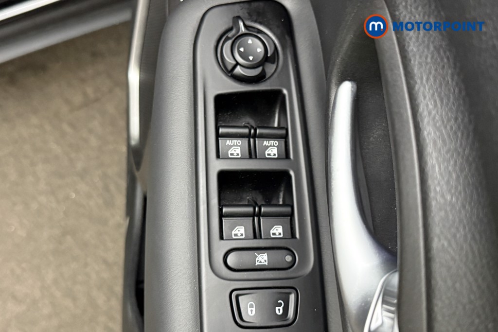 Jeep Renegade Limited Manual Petrol SUV - Stock Number (1630165) - 21st supplementary image