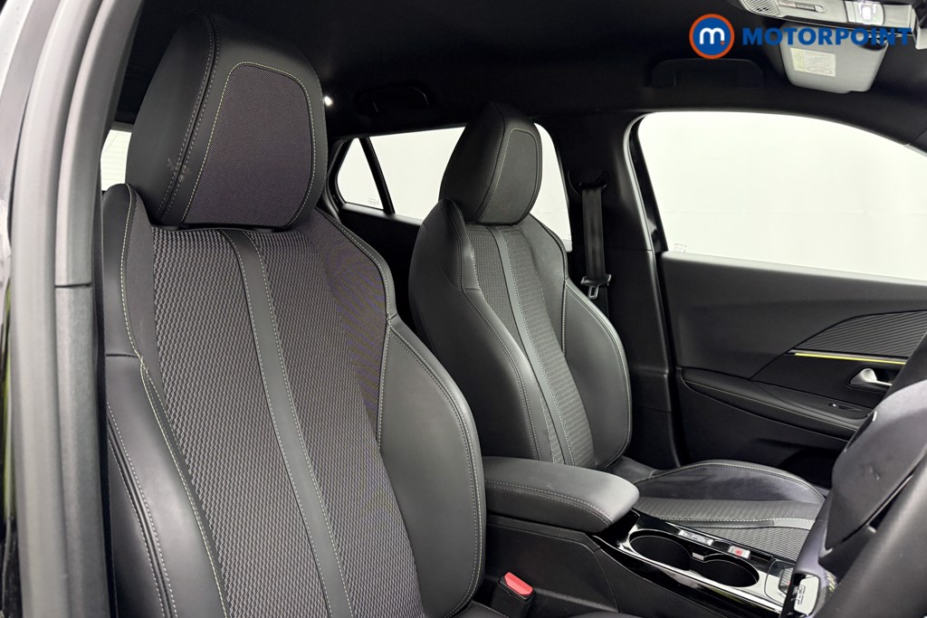 Peugeot 2008 GT Automatic Petrol SUV - Stock Number (1630198) - 14th supplementary image