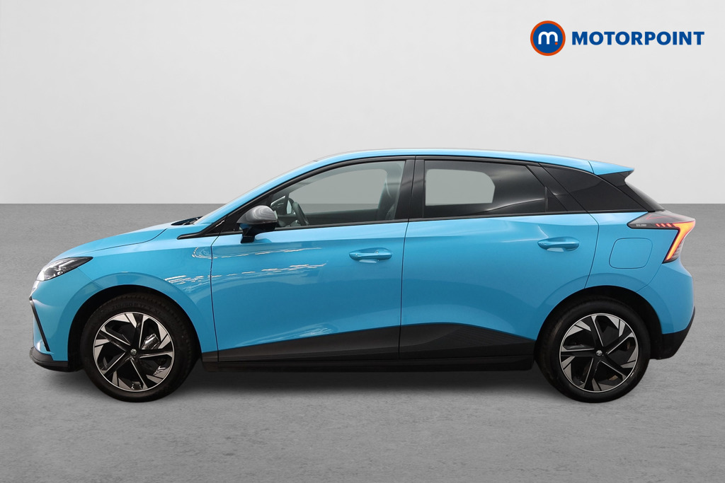 Mg Motor Uk MG4 Trophy Automatic Electric SUV - Stock Number (1630311) - Passenger side
