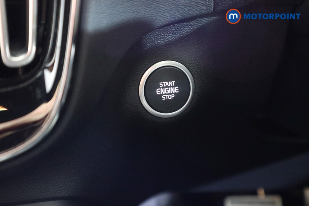 Volvo Xc40 R Design Pro Automatic Diesel SUV - Stock Number (1630451) - 6th supplementary image