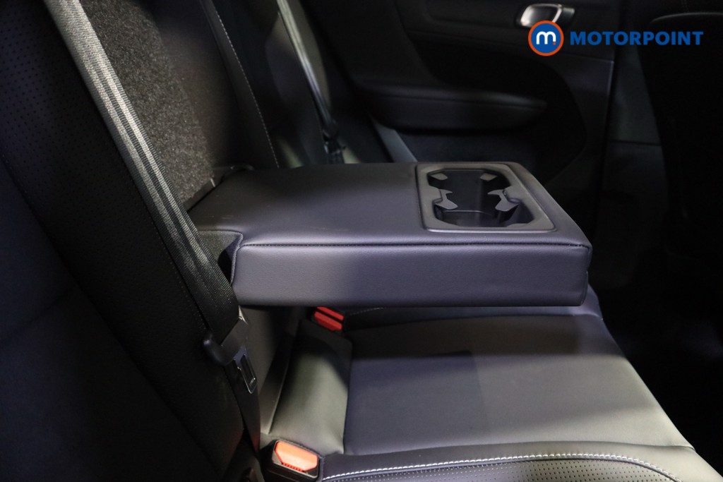 Volvo Xc40 R Design Pro Automatic Diesel SUV - Stock Number (1630451) - 21st supplementary image