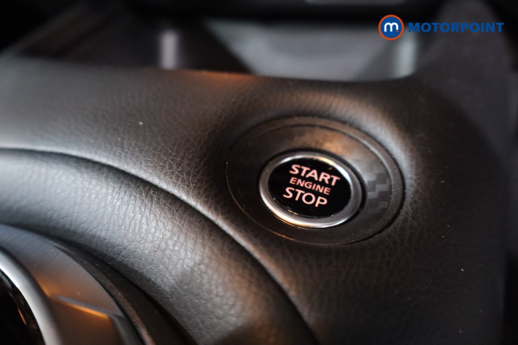 Nissan Juke N-Connecta Automatic Petrol SUV - Stock Number (1630463) - 22nd supplementary image