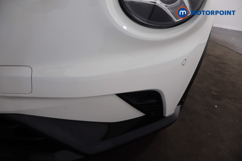 Nissan Juke N-Connecta Automatic Petrol SUV - Stock Number (1630463) - 31st supplementary image