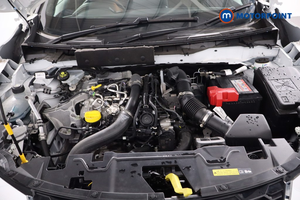 Nissan Juke N-Connecta Automatic Petrol SUV - Stock Number (1630463) - 32nd supplementary image