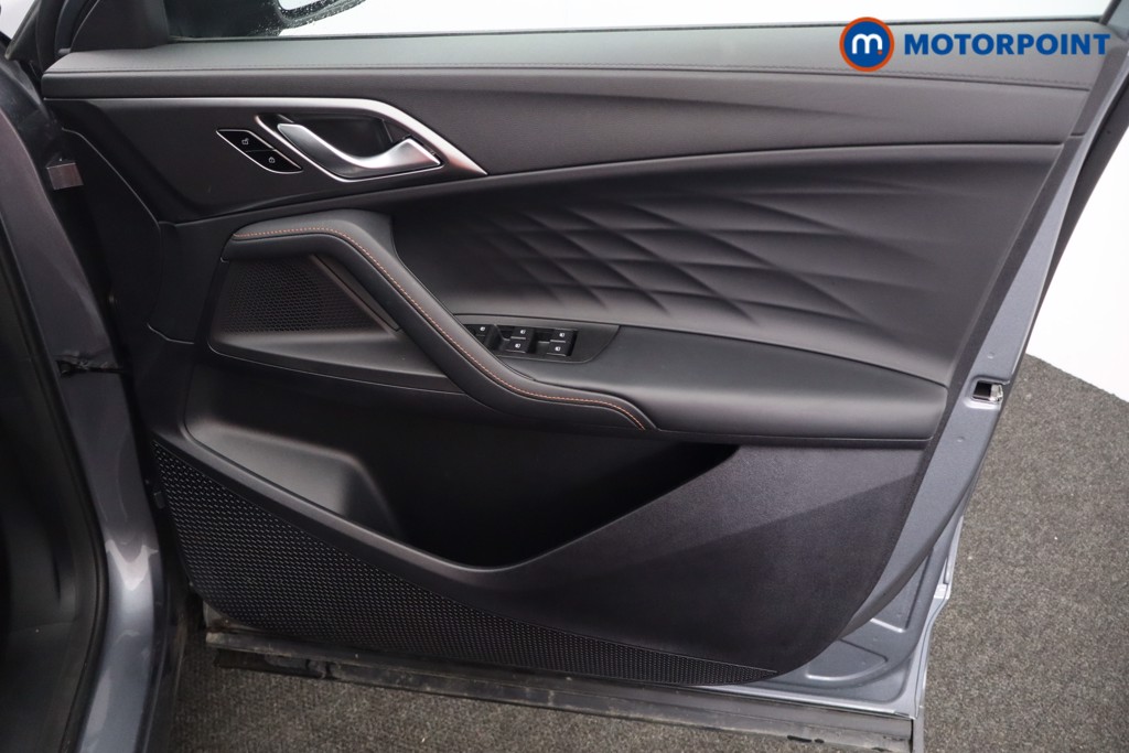 Mg Motor Uk HS Trophy Automatic Petrol-Electric Hybrid SUV - Stock Number (1630536) - 14th supplementary image