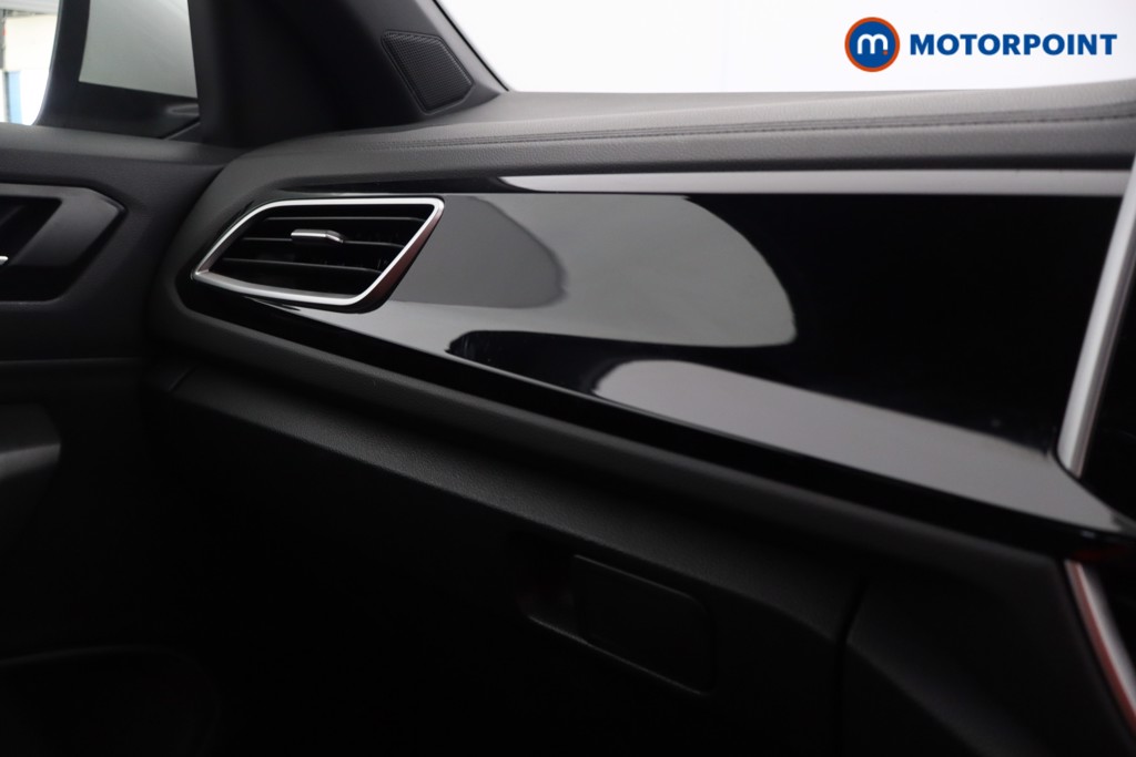 Volkswagen T-Roc R-Line Automatic Petrol SUV - Stock Number (1630659) - 10th supplementary image