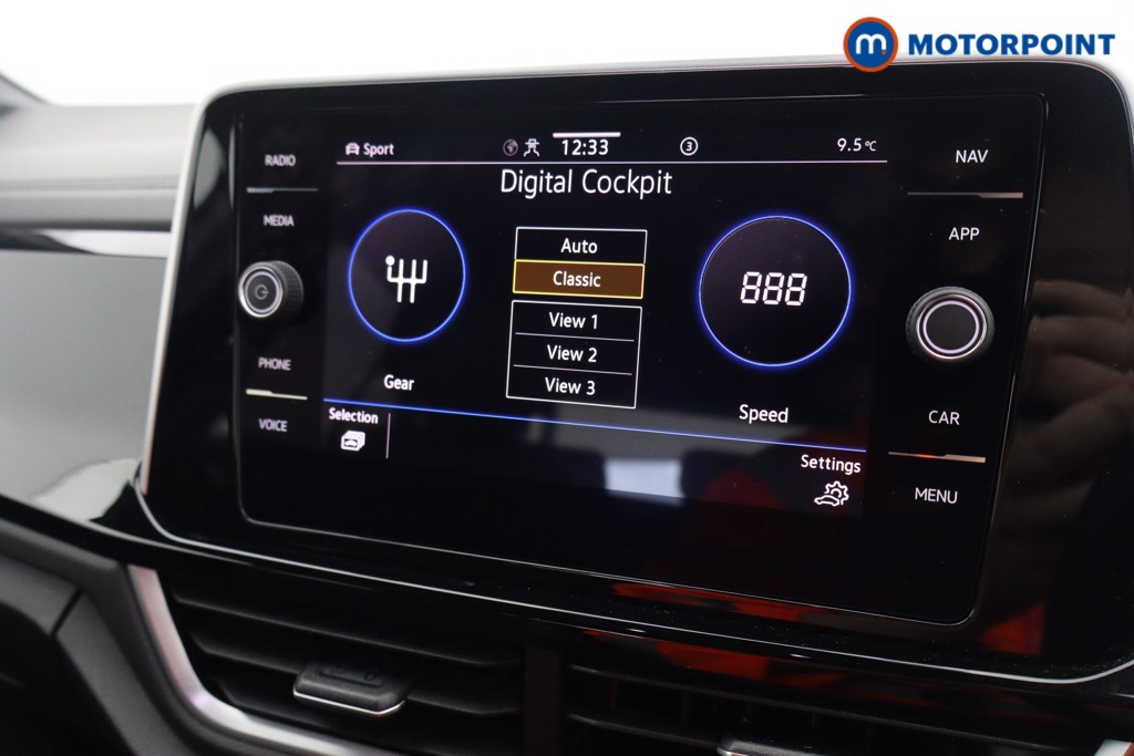 Volkswagen T-Roc R-Line Automatic Petrol SUV - Stock Number (1630659) - 26th supplementary image