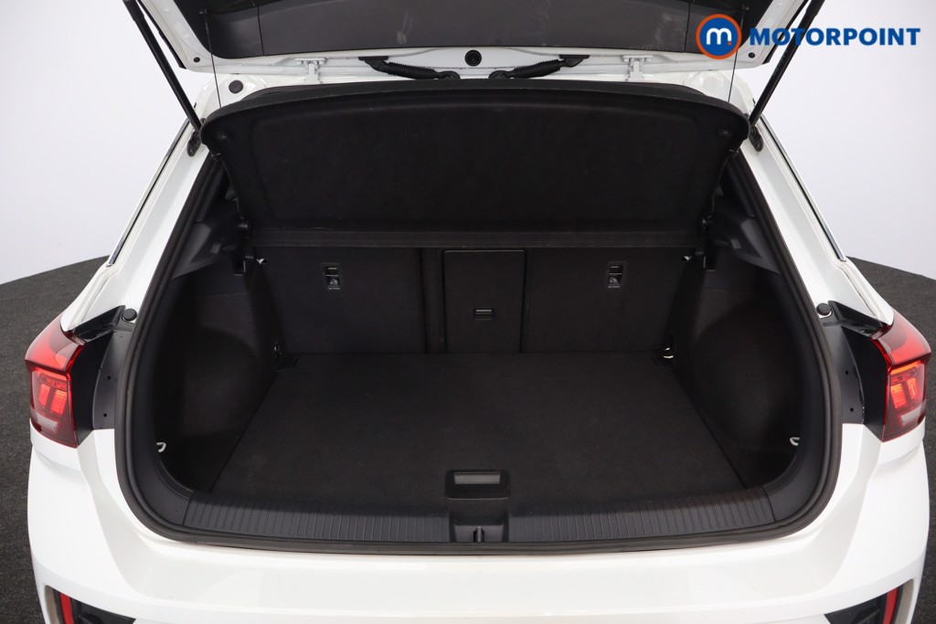 Volkswagen T-Roc R-Line Automatic Petrol SUV - Stock Number (1630659) - 39th supplementary image