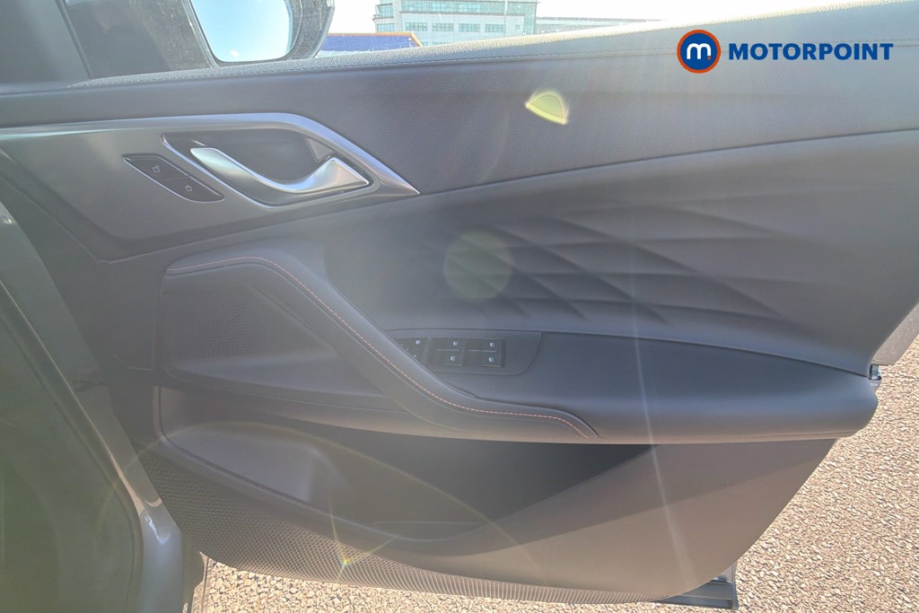 Mg Motor Uk HS Trophy Automatic Petrol-Electric Hybrid SUV - Stock Number (1630775) - 19th supplementary image