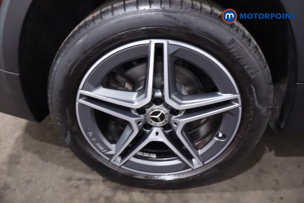 Mercedes-Benz GLB Amg Line Automatic Petrol SUV - Stock Number (1630934) - 9th supplementary image