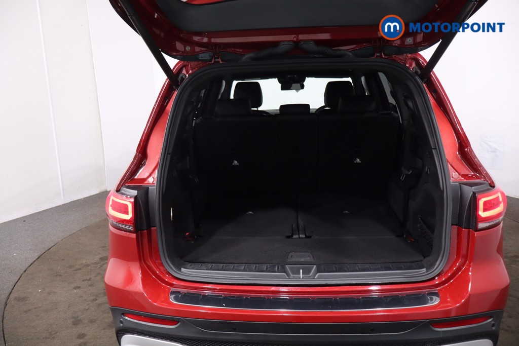 Mercedes-Benz GLB Amg Line Automatic Petrol SUV - Stock Number (1630934) - 39th supplementary image