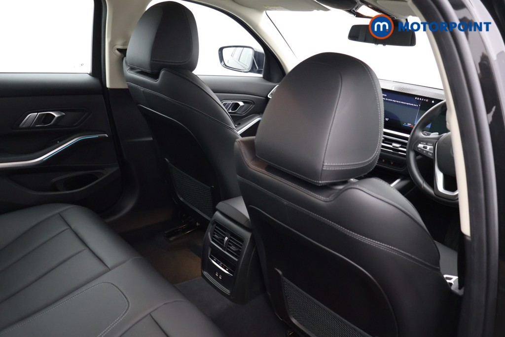 BMW 3 Series Sport Automatic Petrol Plug-In Hybrid Saloon - Stock Number (1630977) - 16th supplementary image