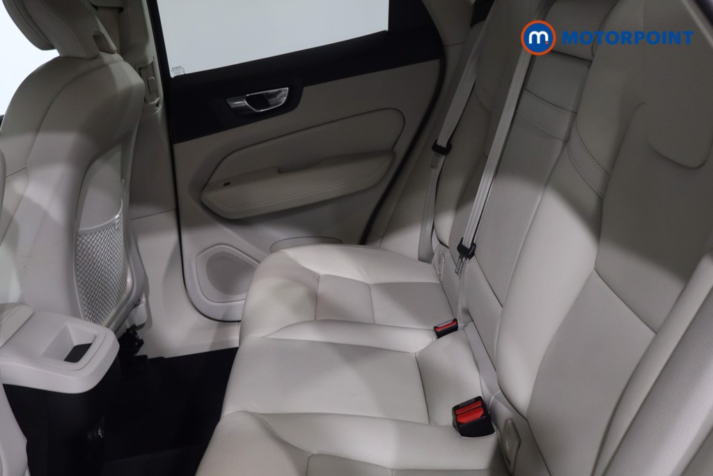 Volvo Xc60 Momentum Automatic Petrol SUV - Stock Number (1631036) - 5th supplementary image