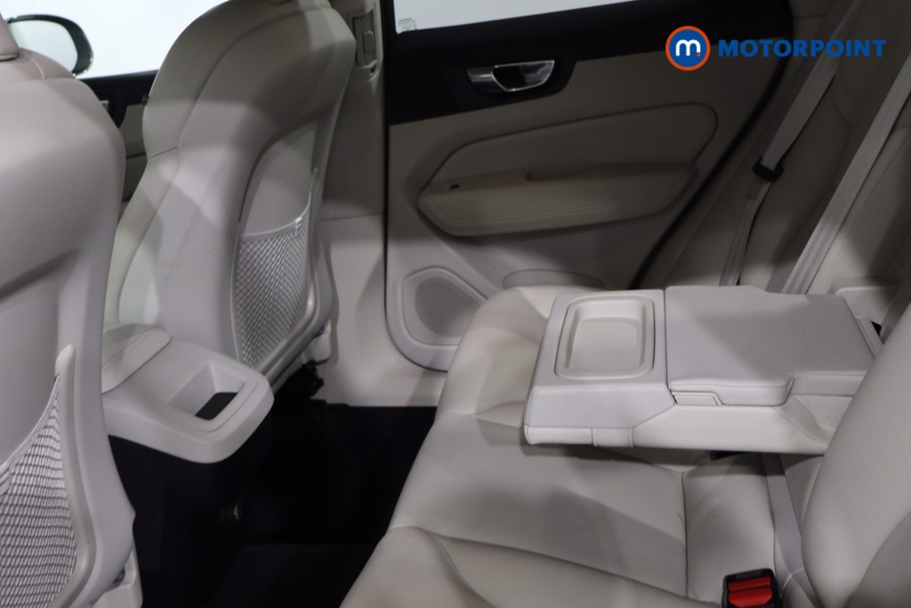 Volvo Xc60 Momentum Automatic Petrol SUV - Stock Number (1631036) - 28th supplementary image