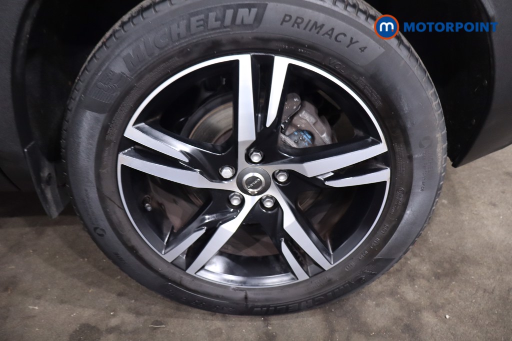 Volvo Xc40 R Design Manual Petrol SUV - Stock Number (1631130) - 12th supplementary image
