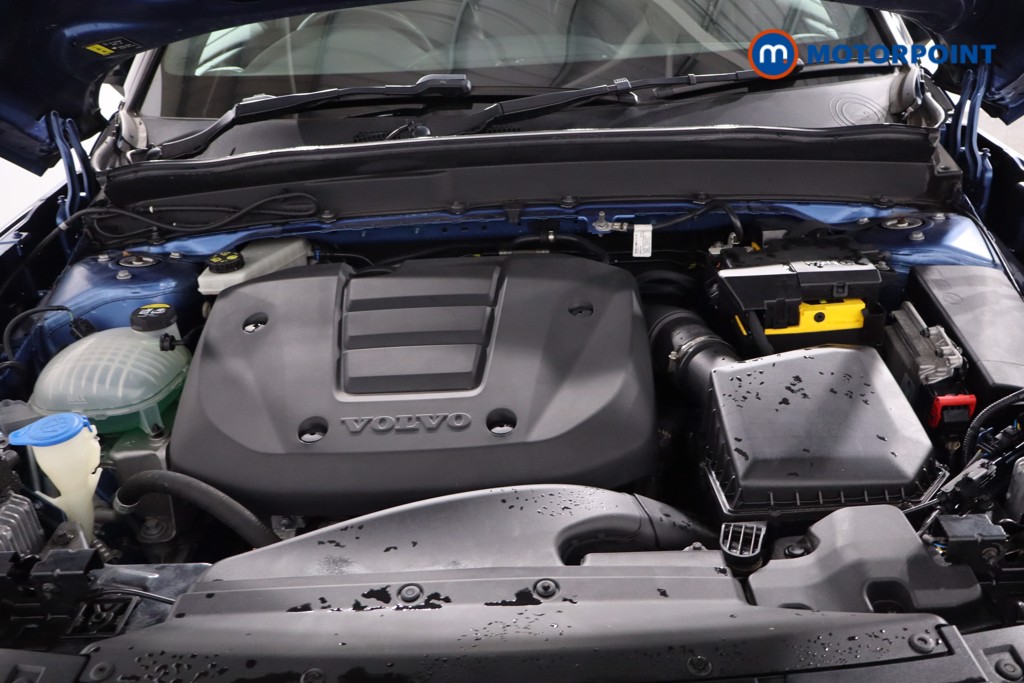 Volvo Xc40 R Design Manual Petrol SUV - Stock Number (1631130) - 32nd supplementary image