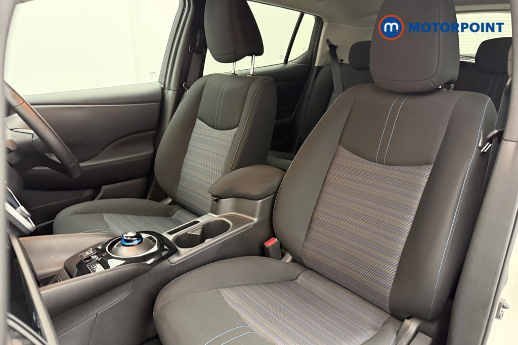 Nissan Leaf N-Connecta Automatic Electric Hatchback - Stock Number (1631306) - 3rd supplementary image