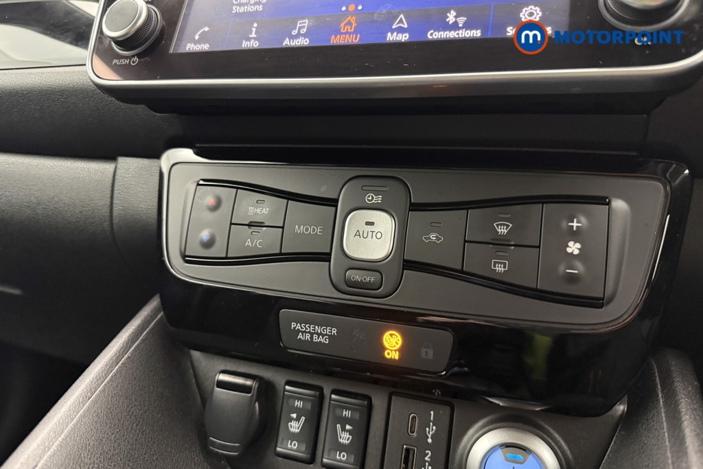 Nissan Leaf N-Connecta Automatic Electric Hatchback - Stock Number (1631306) - 12th supplementary image