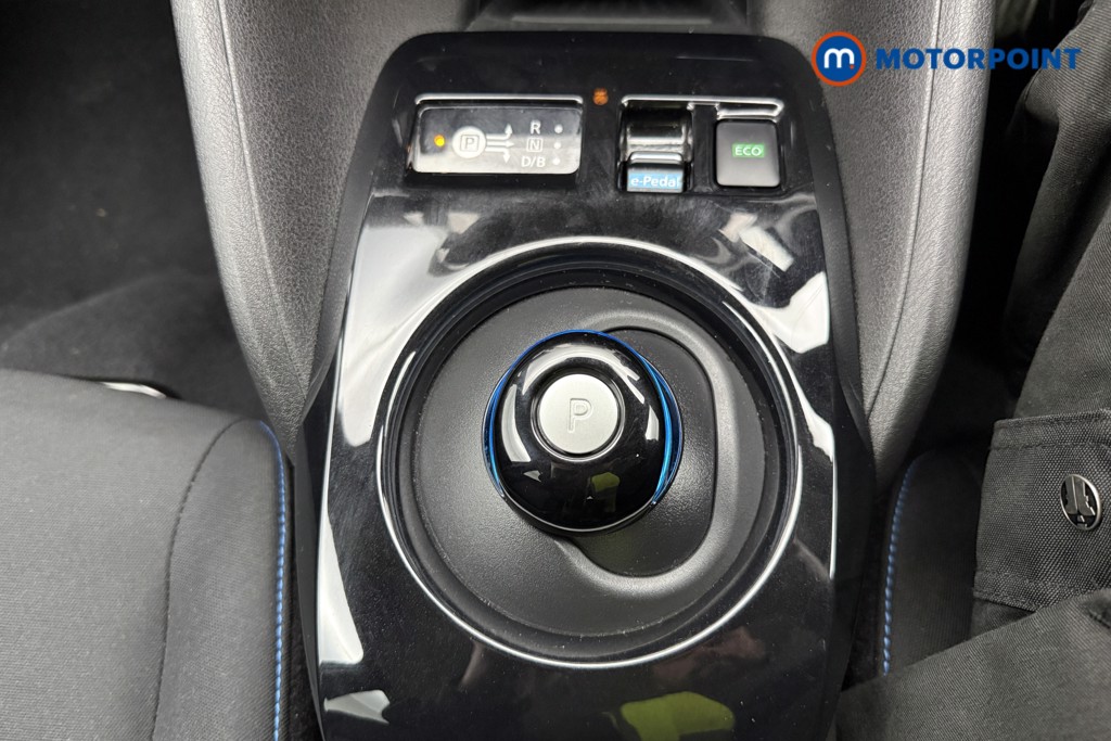 Nissan Leaf N-Connecta Automatic Electric Hatchback - Stock Number (1631306) - 15th supplementary image