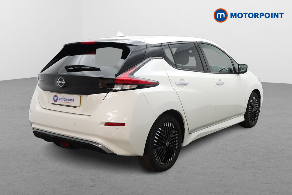 Nissan Leaf N-Connecta Automatic Electric Hatchback - Stock Number (1631306) - Drivers side rear corner