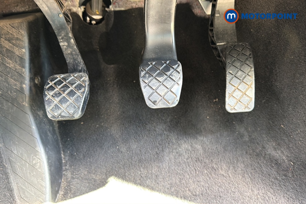 Seat Arona Fr Sport Manual Petrol SUV - Stock Number (1631380) - 24th supplementary image