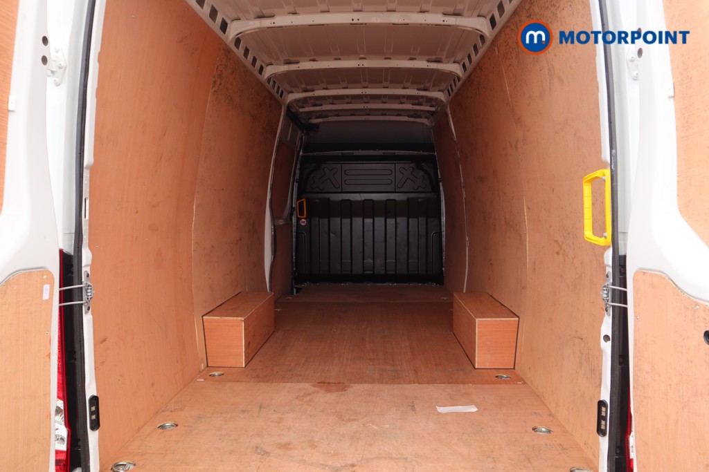 Iveco Daily Business Automatic Diesel High Volume-High Roof Van - Stock Number (1631866) - 13th supplementary image