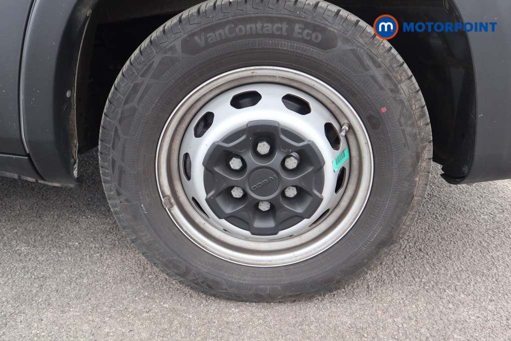 Iveco Daily Business Automatic Diesel High Volume-High Roof Van - Stock Number (1631866) - 15th supplementary image