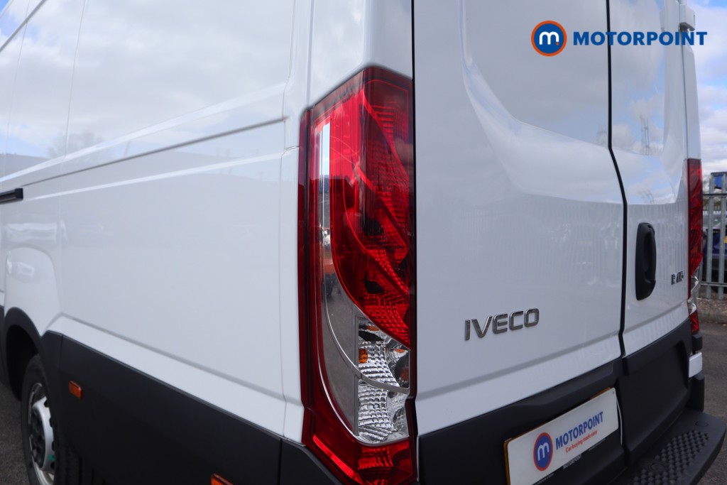 Iveco Daily Business Automatic Diesel High Volume-High Roof Van - Stock Number (1631866) - 19th supplementary image