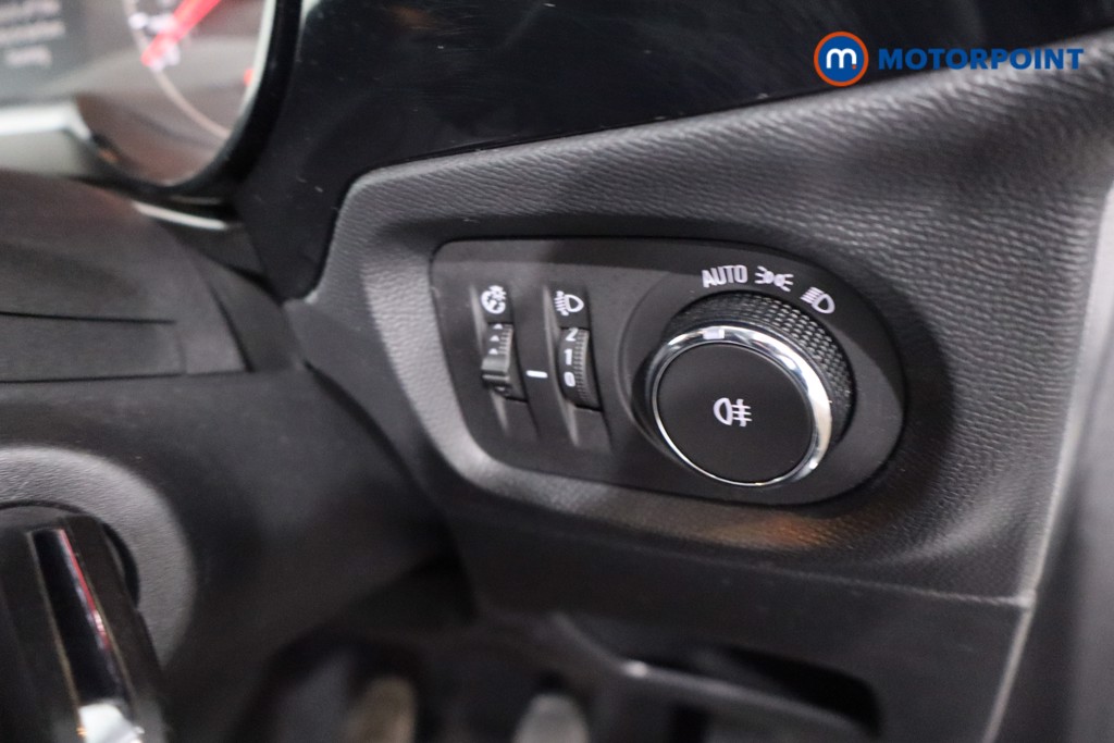 Vauxhall Corsa Design Manual Petrol Hatchback - Stock Number (1631934) - 17th supplementary image