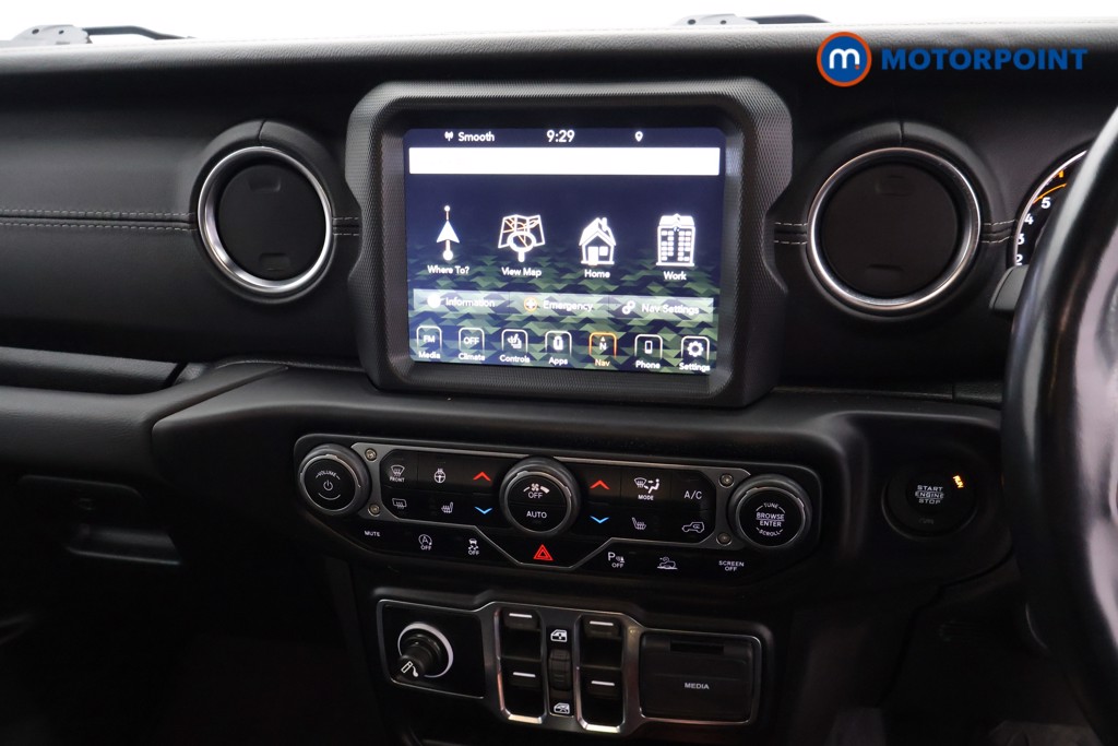 Jeep Wrangler Overland Automatic Petrol SUV - Stock Number (1632277) - 8th supplementary image