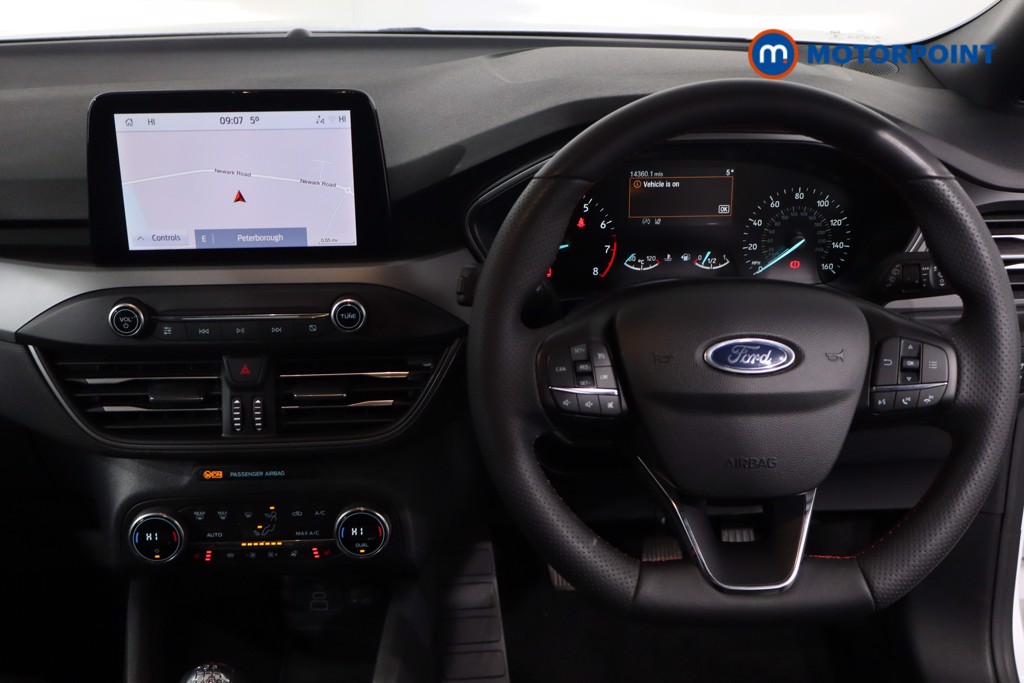 Ford Focus St-Line Style Manual Petrol Hatchback - Stock Number (1632279) - 3rd supplementary image