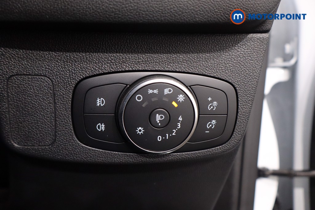 Ford Focus St-Line Style Manual Petrol Hatchback - Stock Number (1632279) - 17th supplementary image