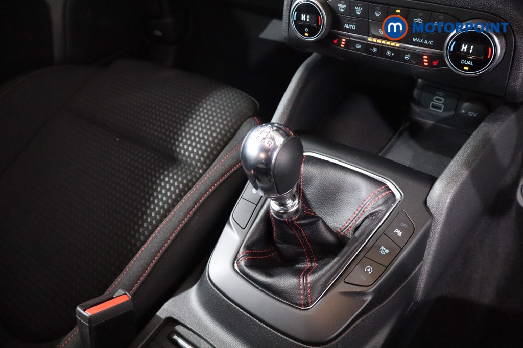 Ford Focus St-Line Style Manual Petrol Hatchback - Stock Number (1632279) - 21st supplementary image