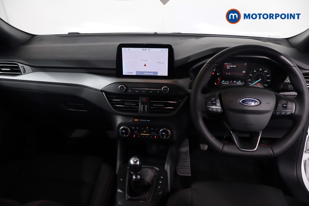 Ford Focus St-Line Style Manual Petrol Hatchback - Stock Number (1632279) - 1st supplementary image