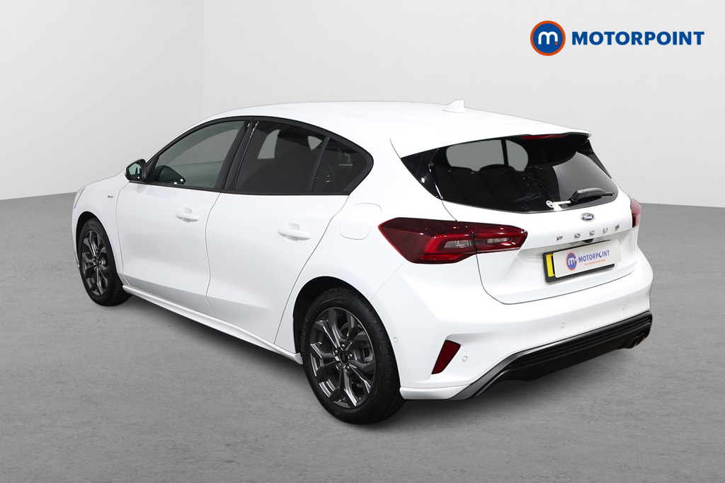 Ford Focus St-Line Style Manual Petrol Hatchback - Stock Number (1632279) - Passenger side rear corner