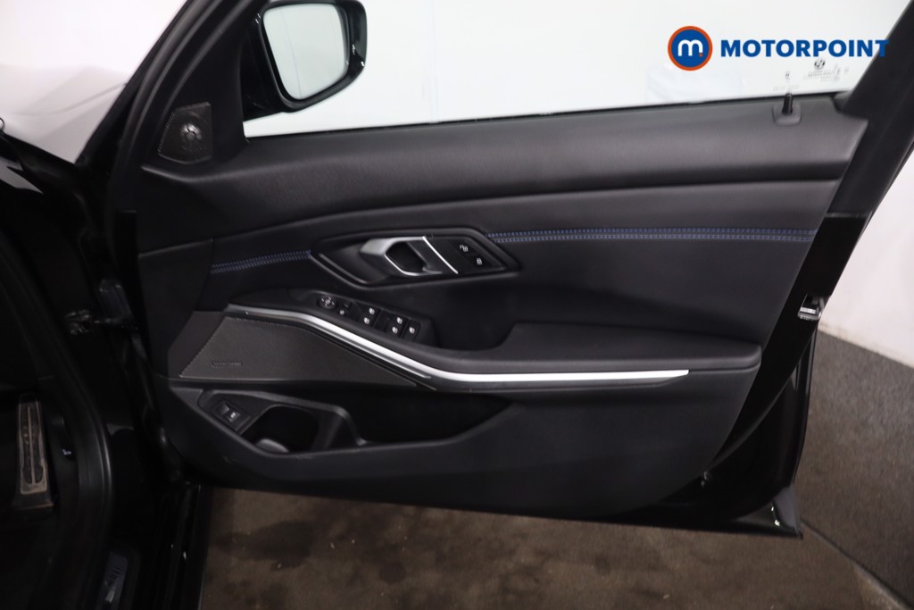 BMW 3 Series M Sport Automatic Diesel Saloon - Stock Number (1632504) - 27th supplementary image