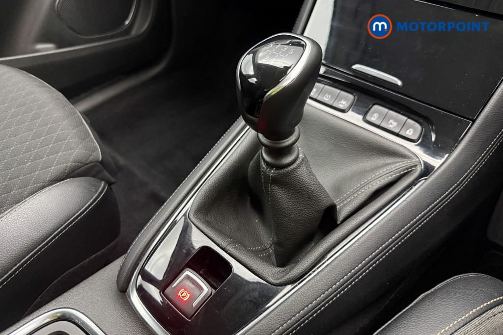 Vauxhall Grandland X Tech Line Nav Manual Diesel SUV - Stock Number (1601786) - 19th supplementary image