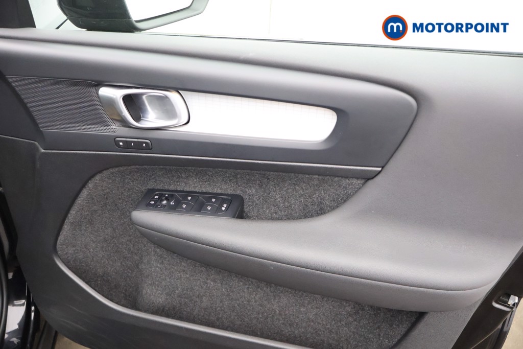 Volvo Xc40 Plus Automatic Petrol Plug-In Hybrid SUV - Stock Number (1609556) - 11th supplementary image