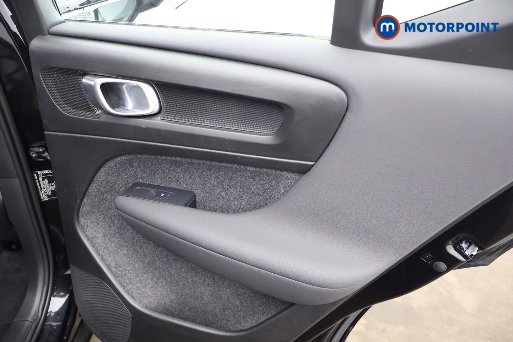 Volvo Xc40 Plus Automatic Petrol Plug-In Hybrid SUV - Stock Number (1609556) - 16th supplementary image