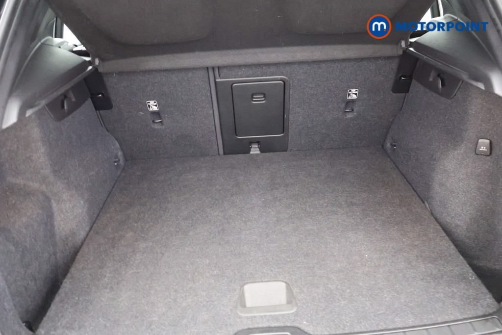 Volvo Xc40 Plus Automatic Petrol Plug-In Hybrid SUV - Stock Number (1609556) - 19th supplementary image