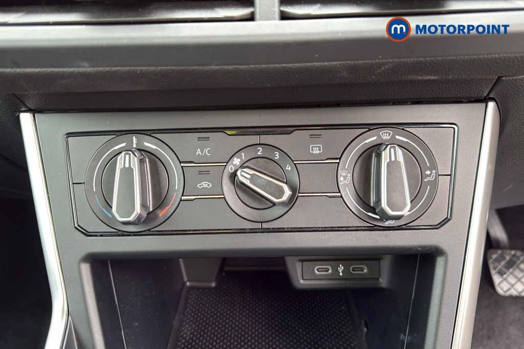 Volkswagen Polo Life Manual Petrol Hatchback - Stock Number (1611715) - 12th supplementary image