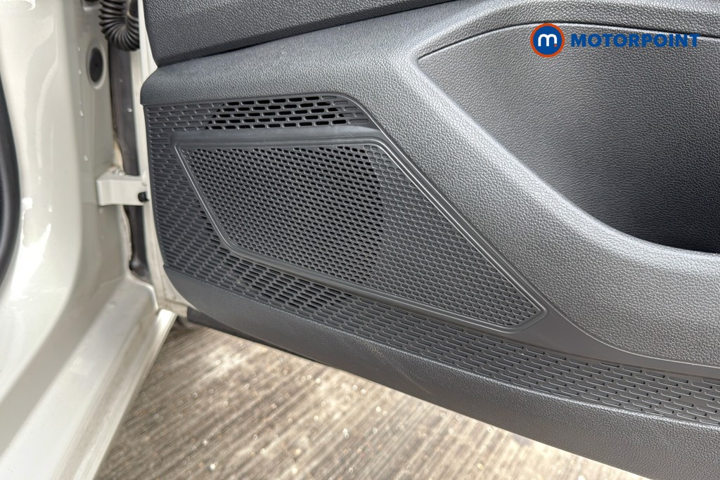 Volkswagen Polo Life Manual Petrol Hatchback - Stock Number (1611715) - 21st supplementary image