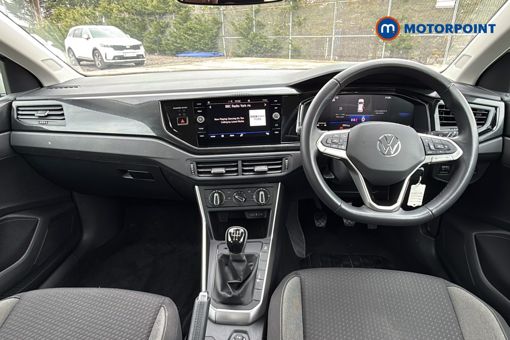 Volkswagen Polo Life Manual Petrol Hatchback - Stock Number (1611715) - 1st supplementary image