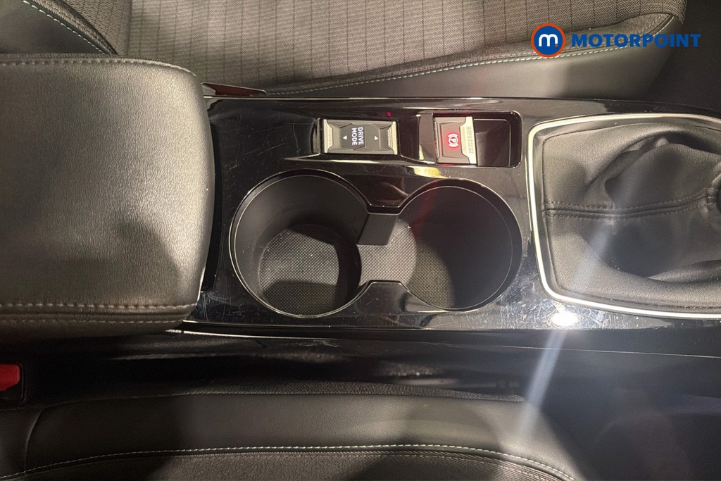 Peugeot 2008 Allure Manual Diesel SUV - Stock Number (1613909) - 16th supplementary image