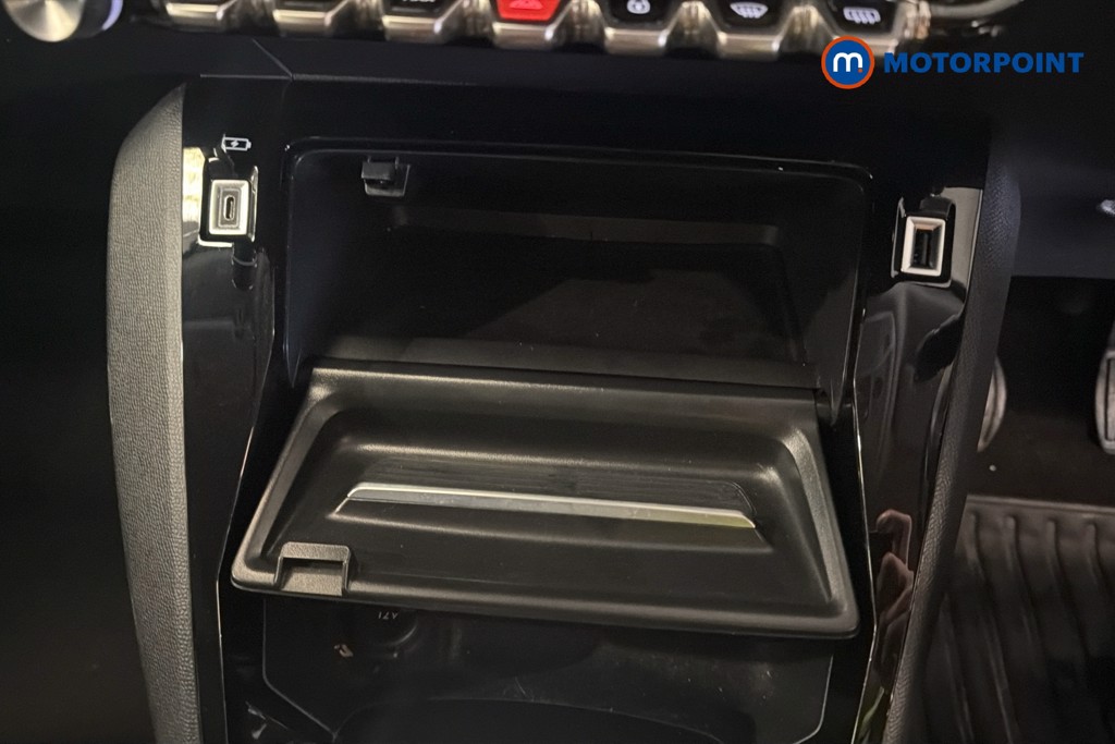 Peugeot 2008 Allure Manual Diesel SUV - Stock Number (1613909) - 17th supplementary image