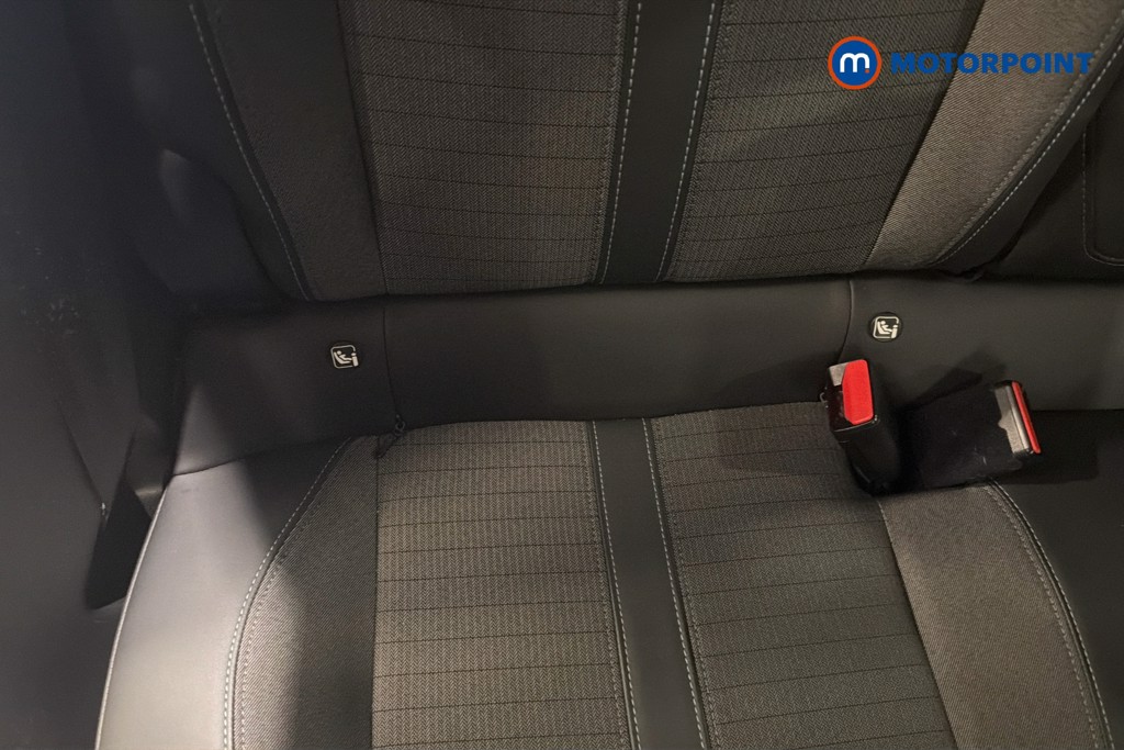 Peugeot 2008 Allure Manual Diesel SUV - Stock Number (1613909) - 29th supplementary image