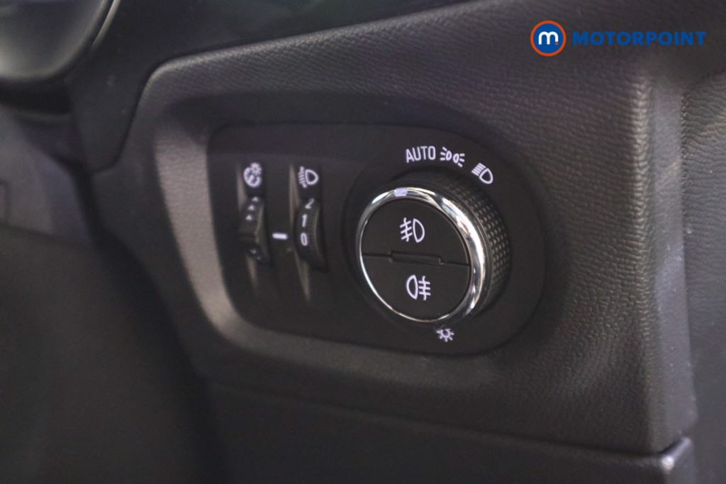 Vauxhall Corsa GS Manual Petrol Hatchback - Stock Number (1614717) - 13th supplementary image