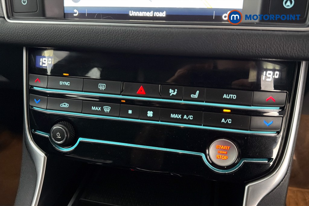 Jaguar XF R-Sport Automatic Petrol Saloon - Stock Number (1616166) - 12th supplementary image