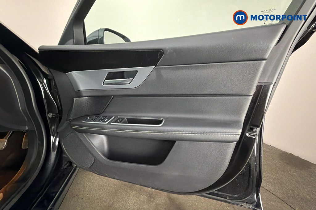 Jaguar XF R-Sport Automatic Petrol Saloon - Stock Number (1616166) - 19th supplementary image